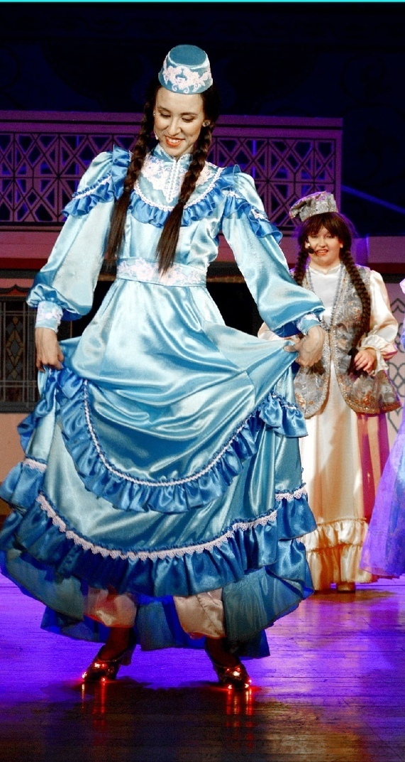 Музыкальная комедия "Башмачки" ("Башмагым")